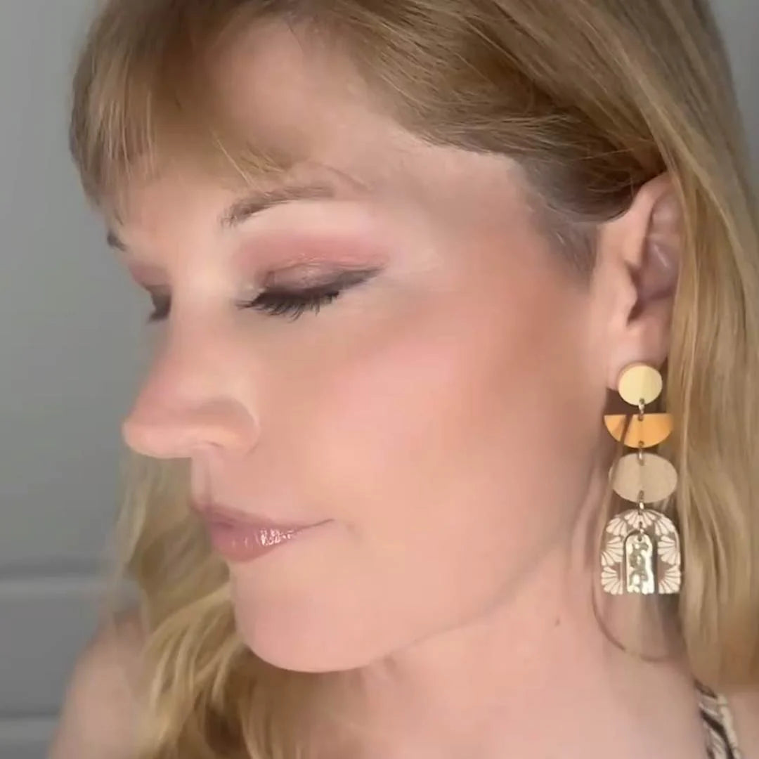 <em>Jennifer F.</em>